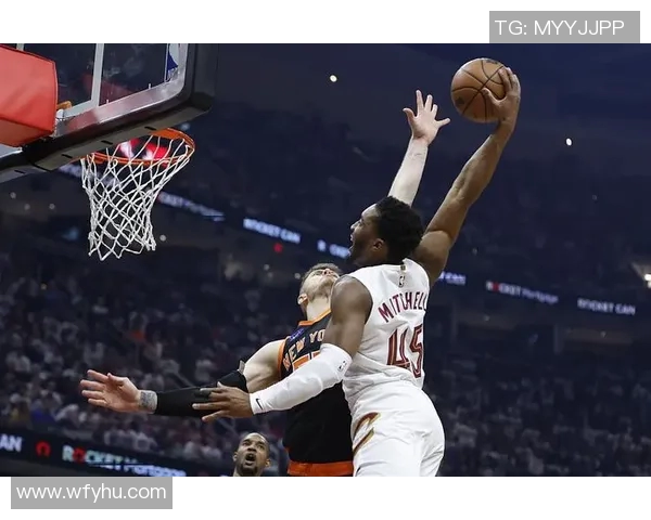 尼克斯主场大胜骑士，兰多夫爆发带领球队取得胜利